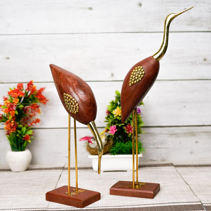 Naayaab Craft Premium Swan Pair Fantasy Showpiece,Wooden Show Pieces For Home Decor Items For Living Room Bedroom,Swan Crane Love Birds Good Luck Kissing Duck Show Piece-(Maroon,16 Inch)-Set Of 2