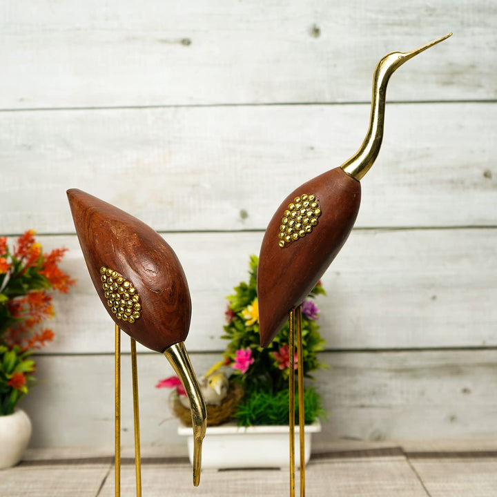 Naayaab Craft Premium Swan Pair Fantasy Showpiece,Wooden Show Pieces For Home Decor Items For Living Room Bedroom,Swan Crane Love Birds Good Luck Kissing Duck Show Piece-(Maroon,16 Inch)-Set Of 2